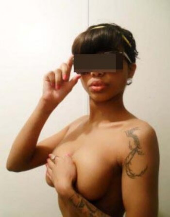 Black sexy recherchant un bon lécheur sur Compiègne